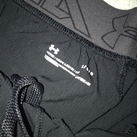 NWT Under armour fitted shorts - Picture 5 of 7